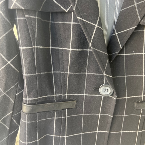 Nanette Lepore blazer size 0 - Picture 3 of 7